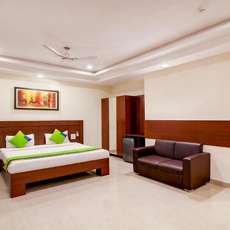 Treebo Trend Hotel Jp Plaza Nampally 海得拉巴 外观 照片