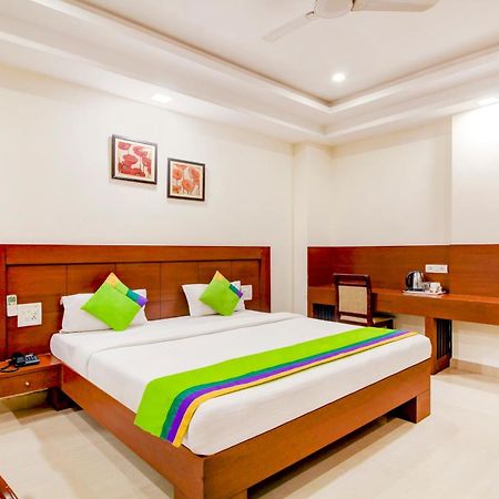Treebo Trend Hotel Jp Plaza Nampally 海得拉巴 外观 照片