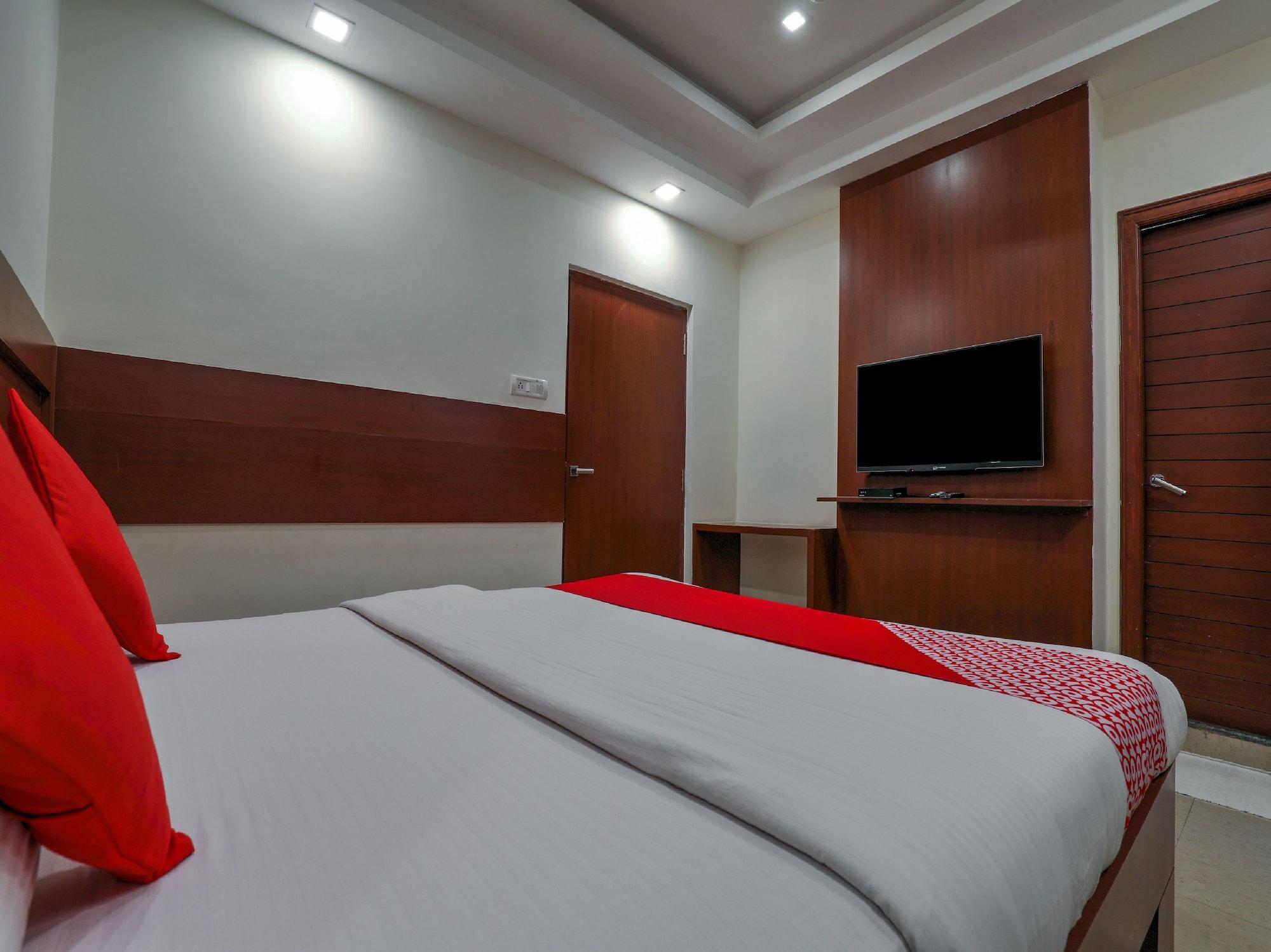 Treebo Trend Hotel Jp Plaza Nampally 海得拉巴 外观 照片