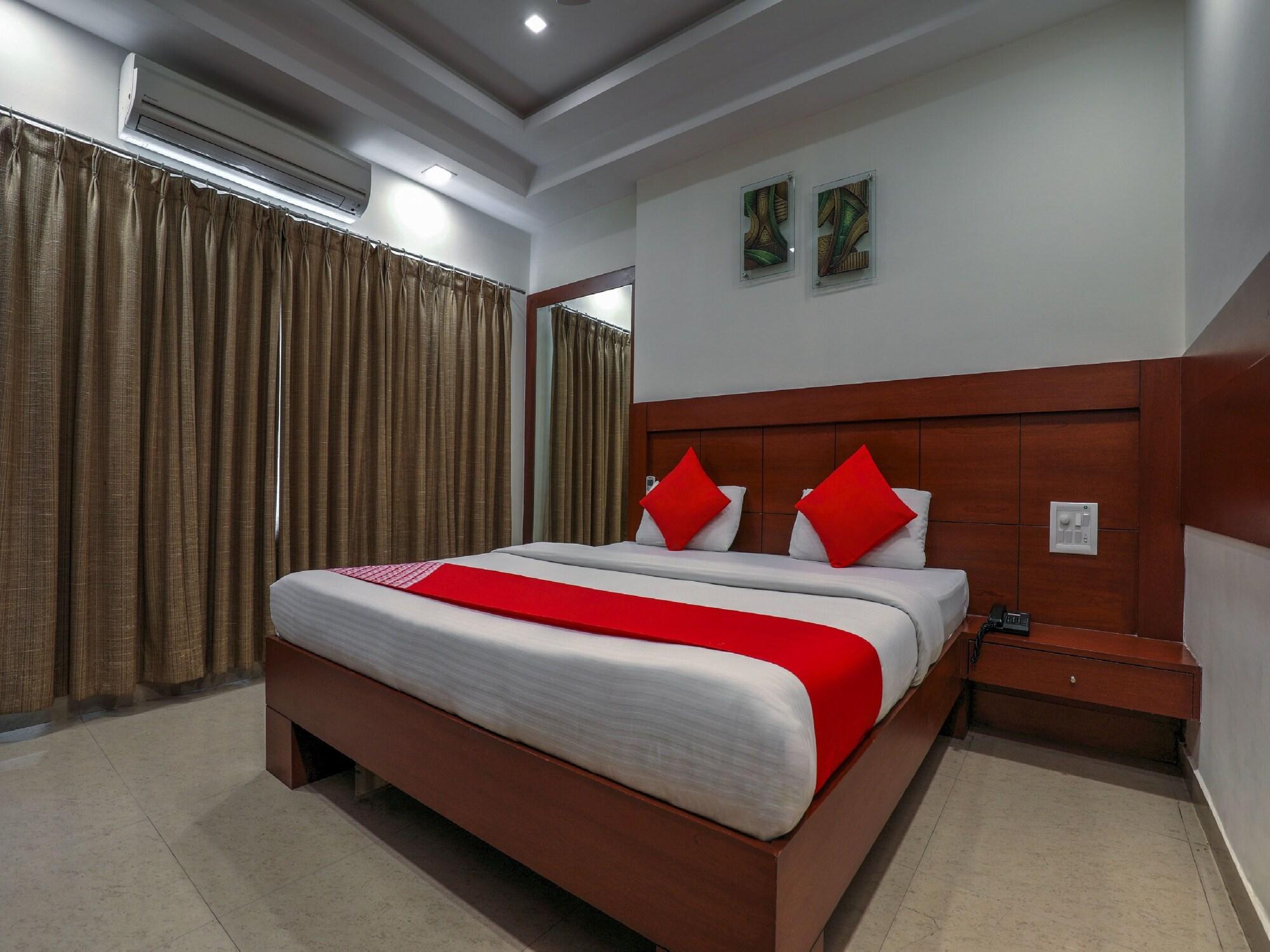Treebo Trend Hotel Jp Plaza Nampally 海得拉巴 外观 照片