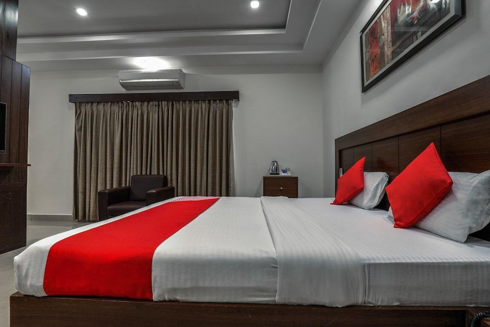 Treebo Trend Hotel Jp Plaza Nampally 海得拉巴 外观 照片