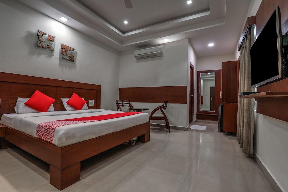 Treebo Trend Hotel Jp Plaza Nampally 海得拉巴 外观 照片
