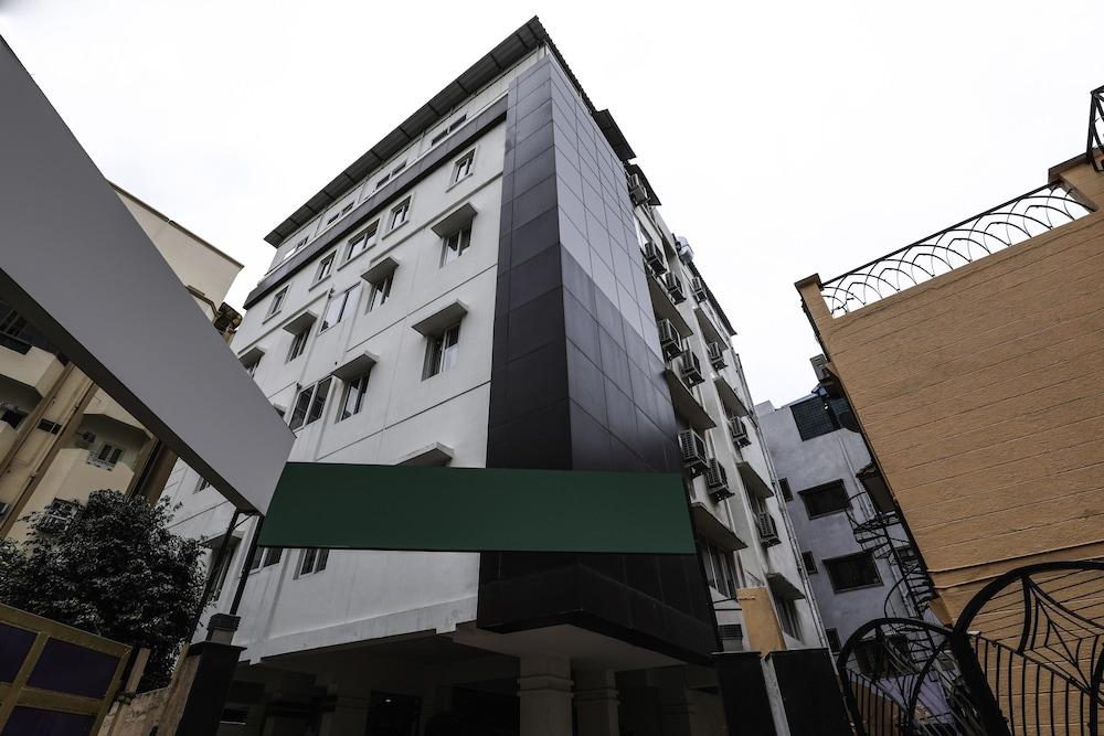 Treebo Trend Hotel Jp Plaza Nampally 海得拉巴 外观 照片