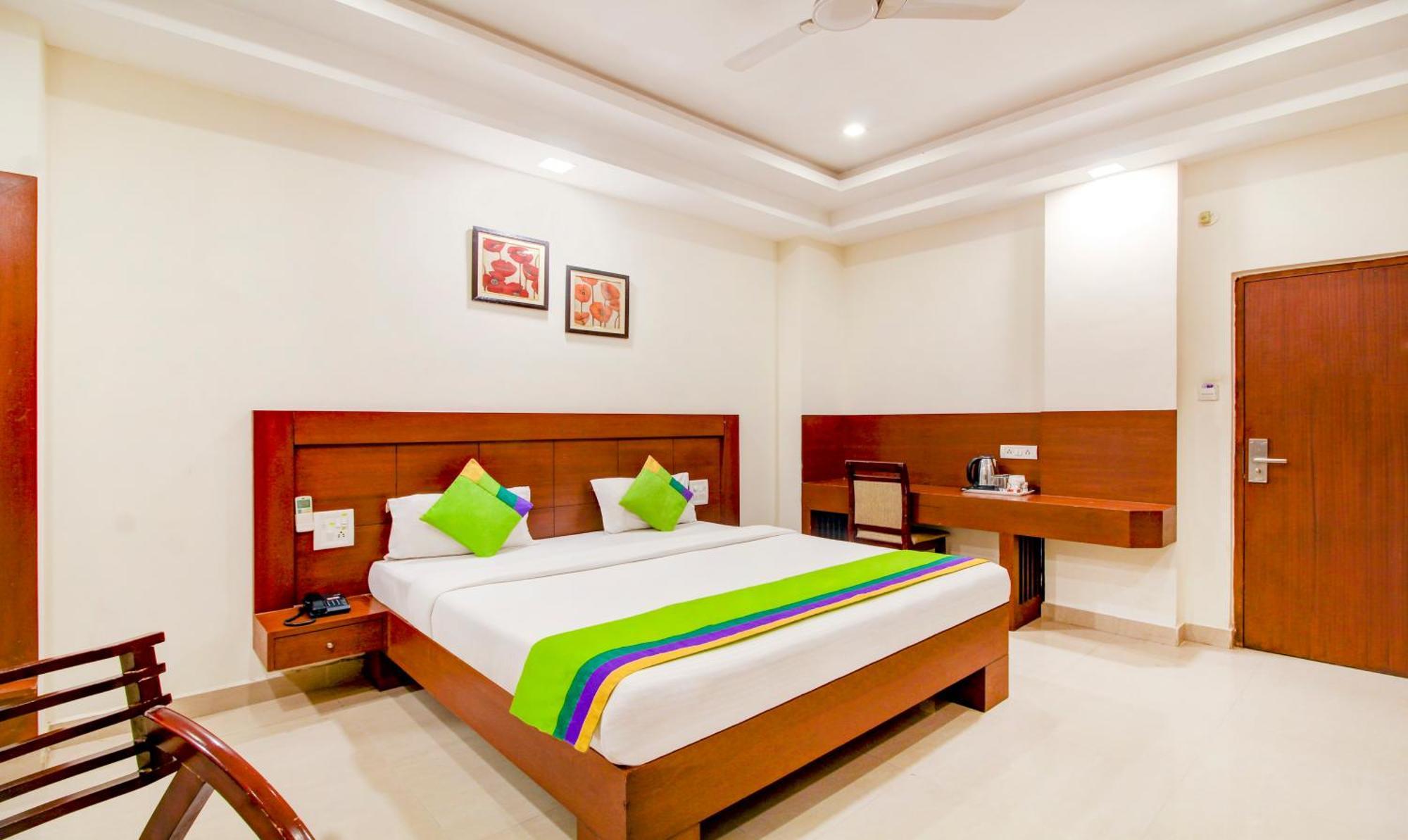 Treebo Trend Hotel Jp Plaza Nampally 海得拉巴 外观 照片