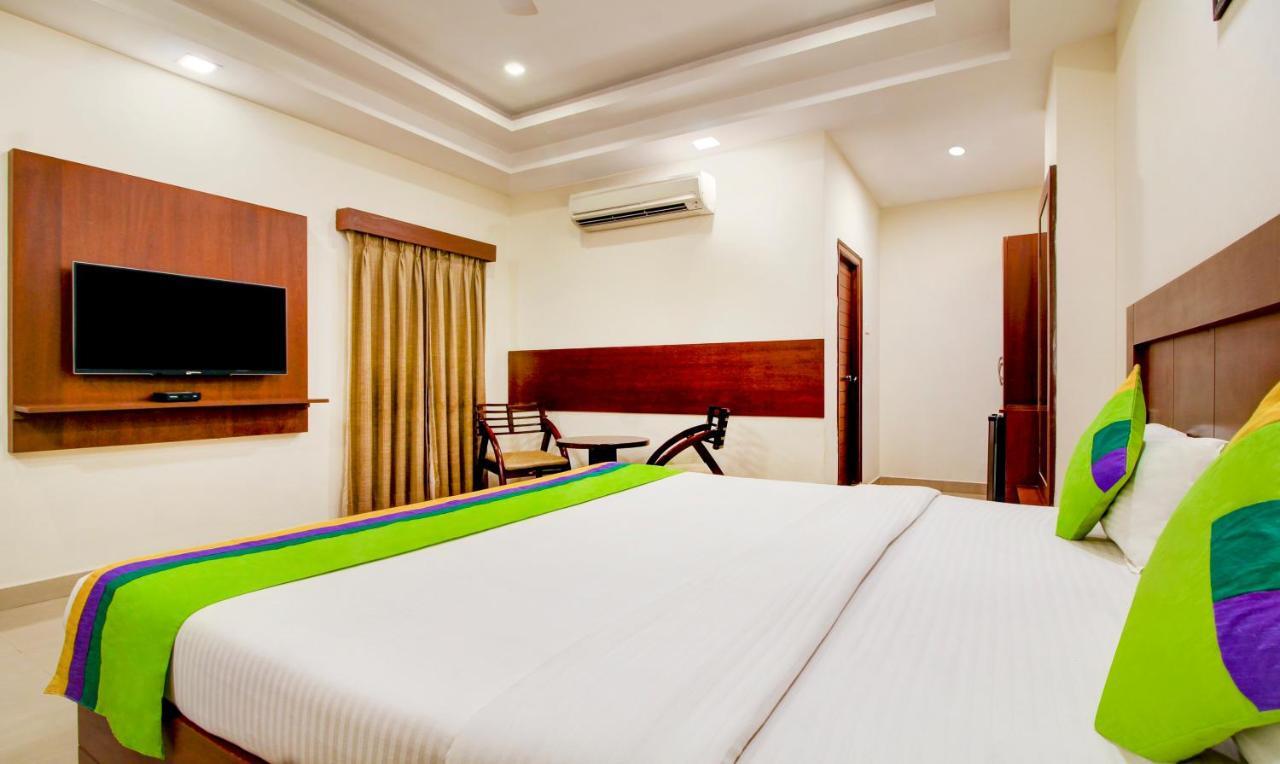 Treebo Trend Hotel Jp Plaza Nampally 海得拉巴 外观 照片