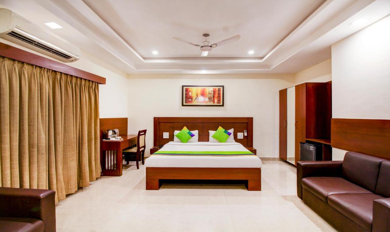 Treebo Trend Hotel Jp Plaza Nampally 海得拉巴 外观 照片